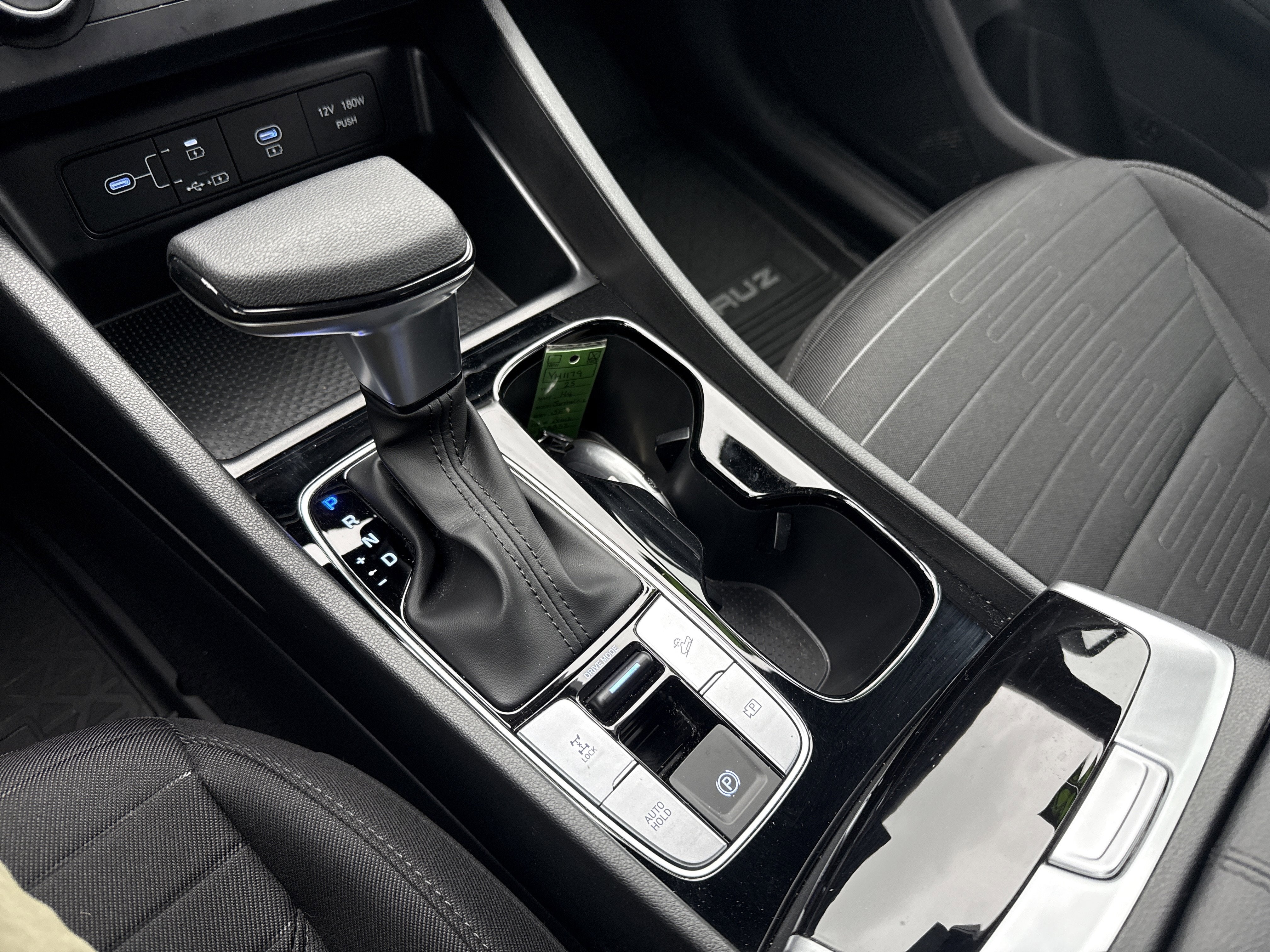 2025 Hyundai Santa Cruz SE