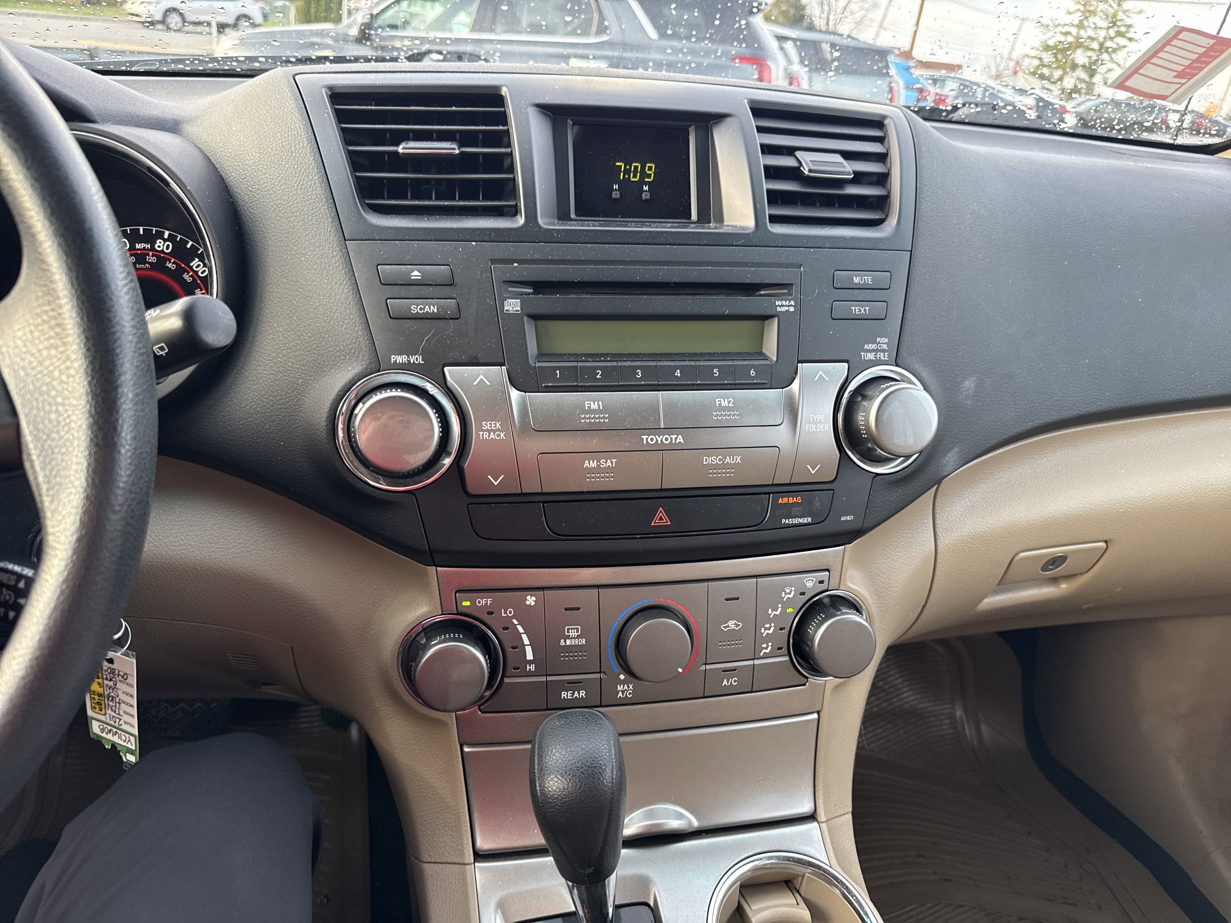 2011 Toyota Highlander Base