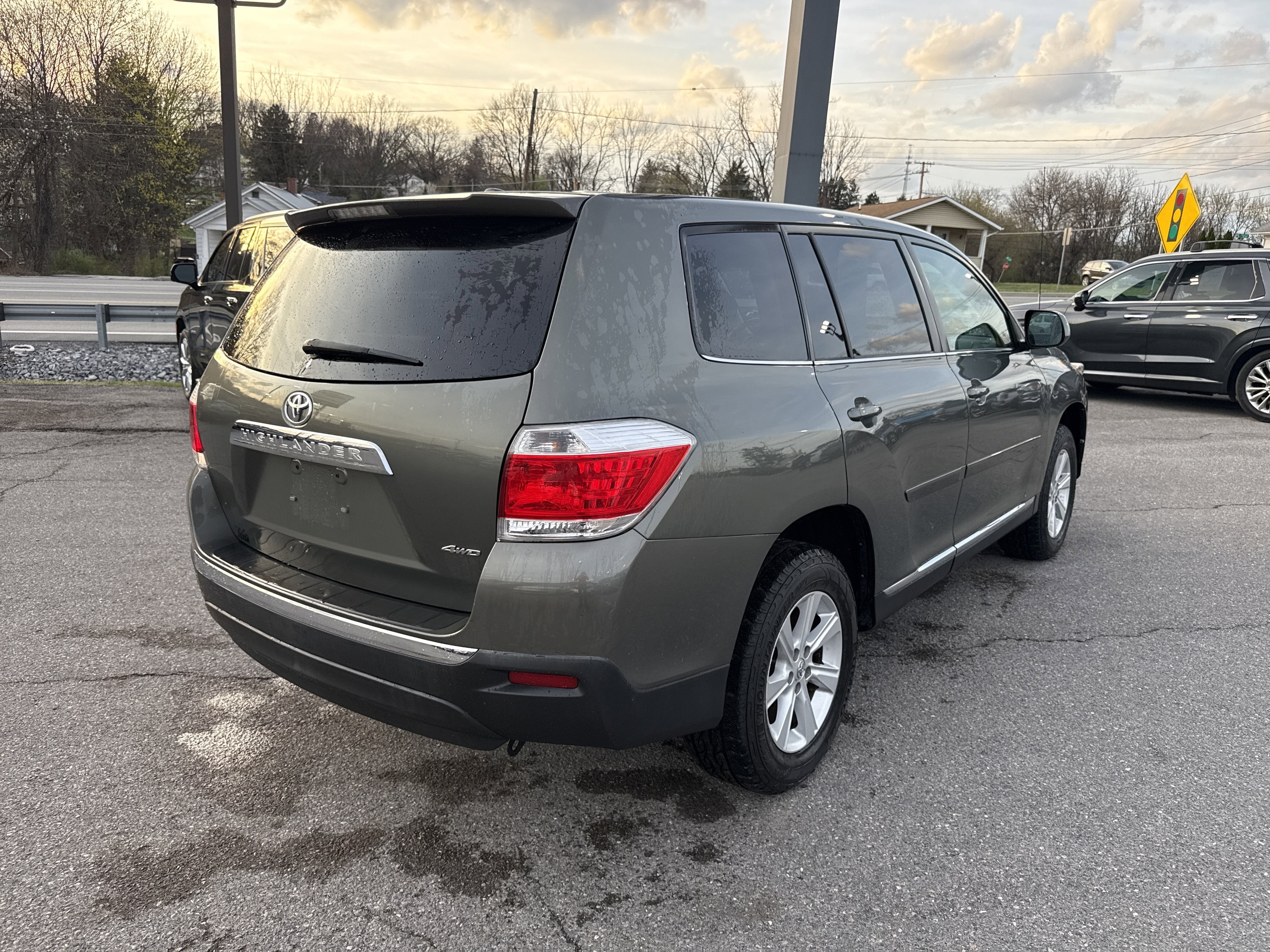 2011 Toyota Highlander Base