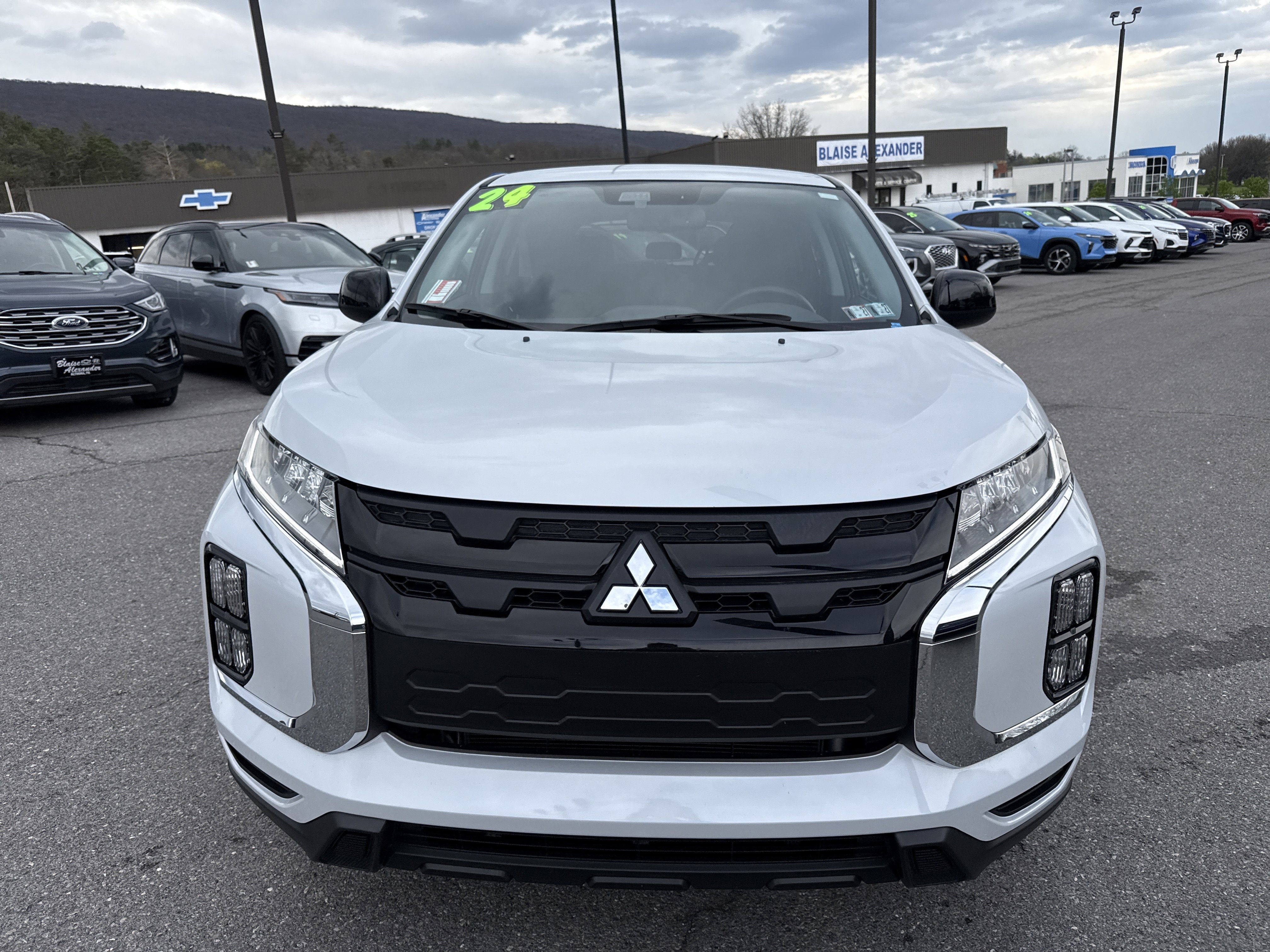 2024 Mitsubishi Outlander Sport 2.0 LE