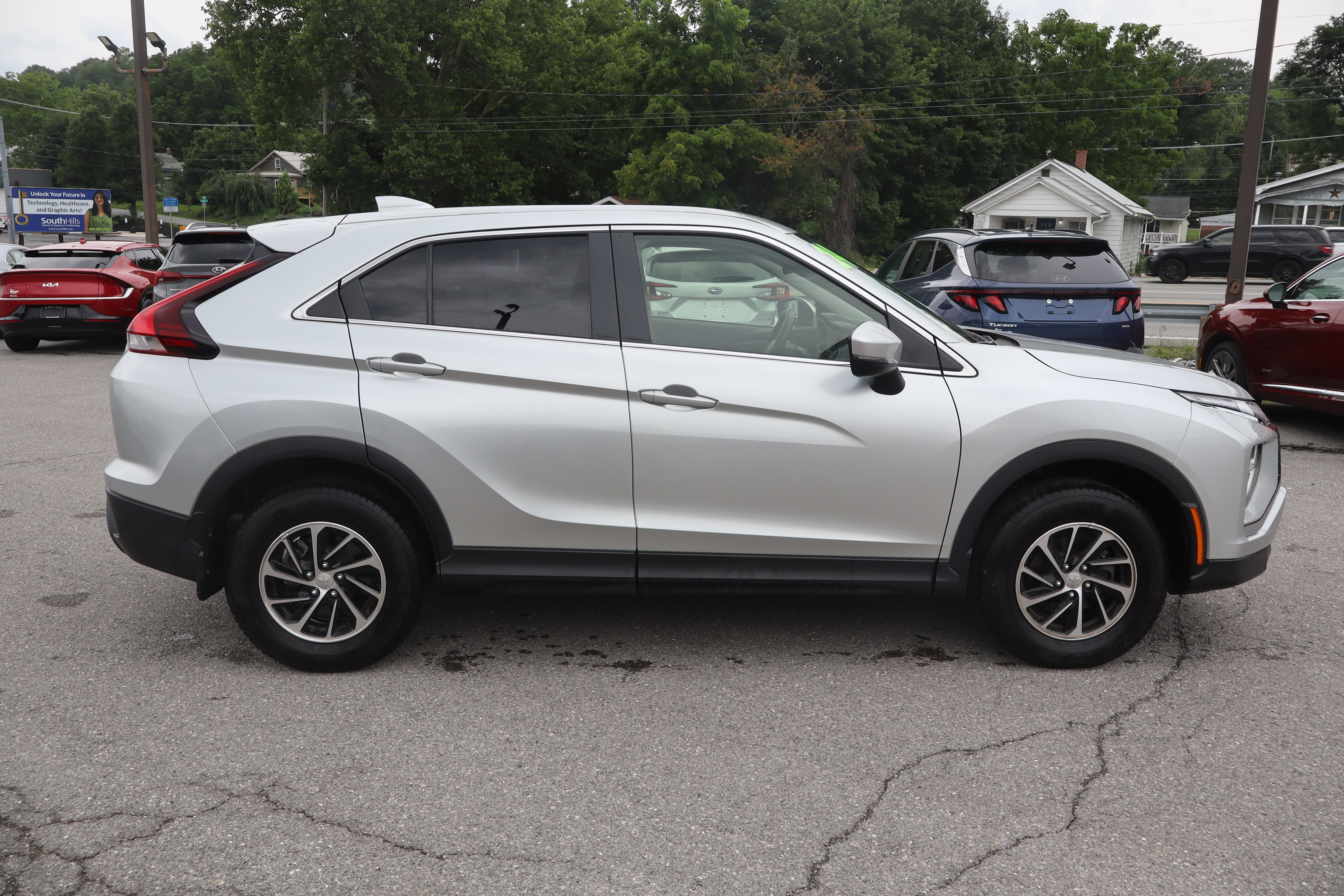 2024 Mitsubishi Eclipse Cross ES