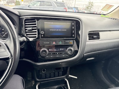 2017 Mitsubishi Outlander SE