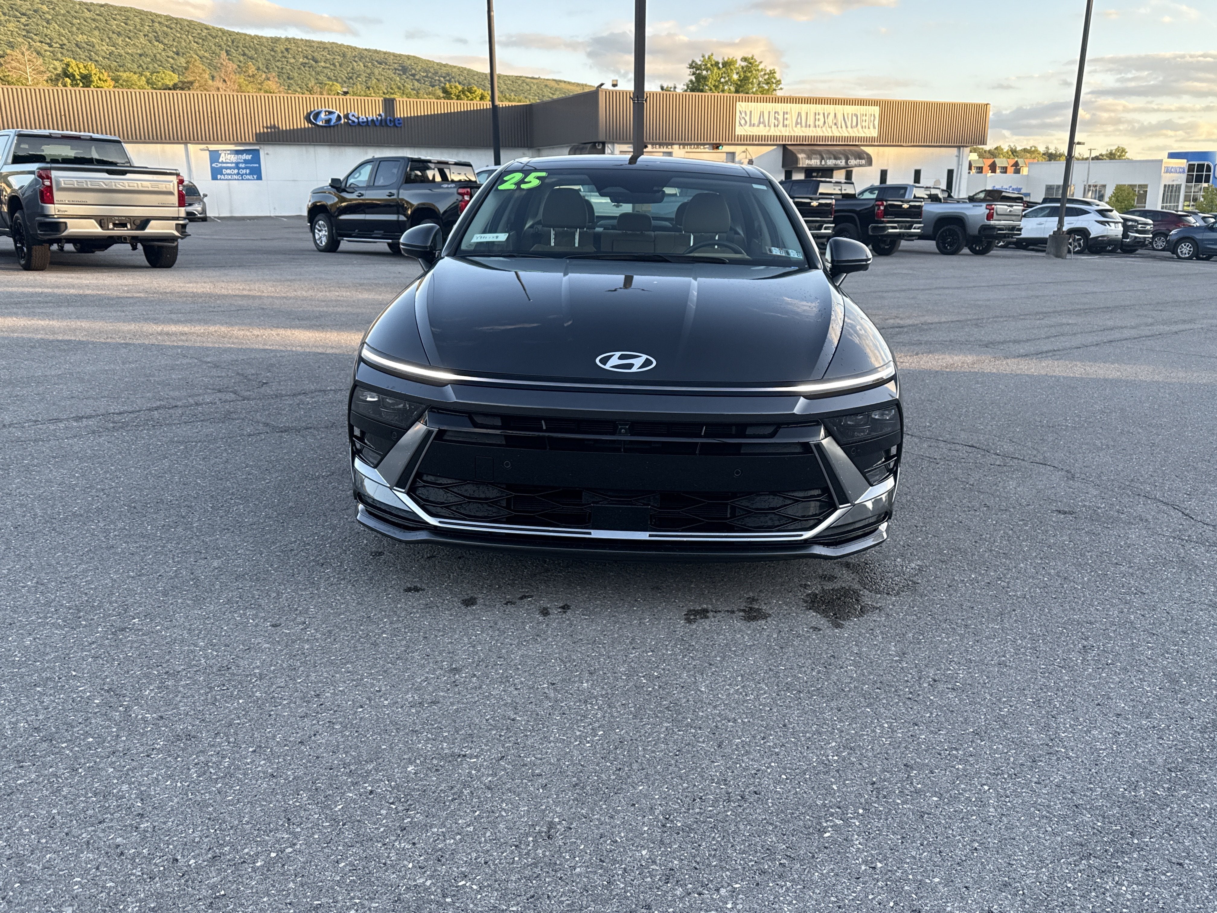 2025 Hyundai Sonata Hybrid Limited