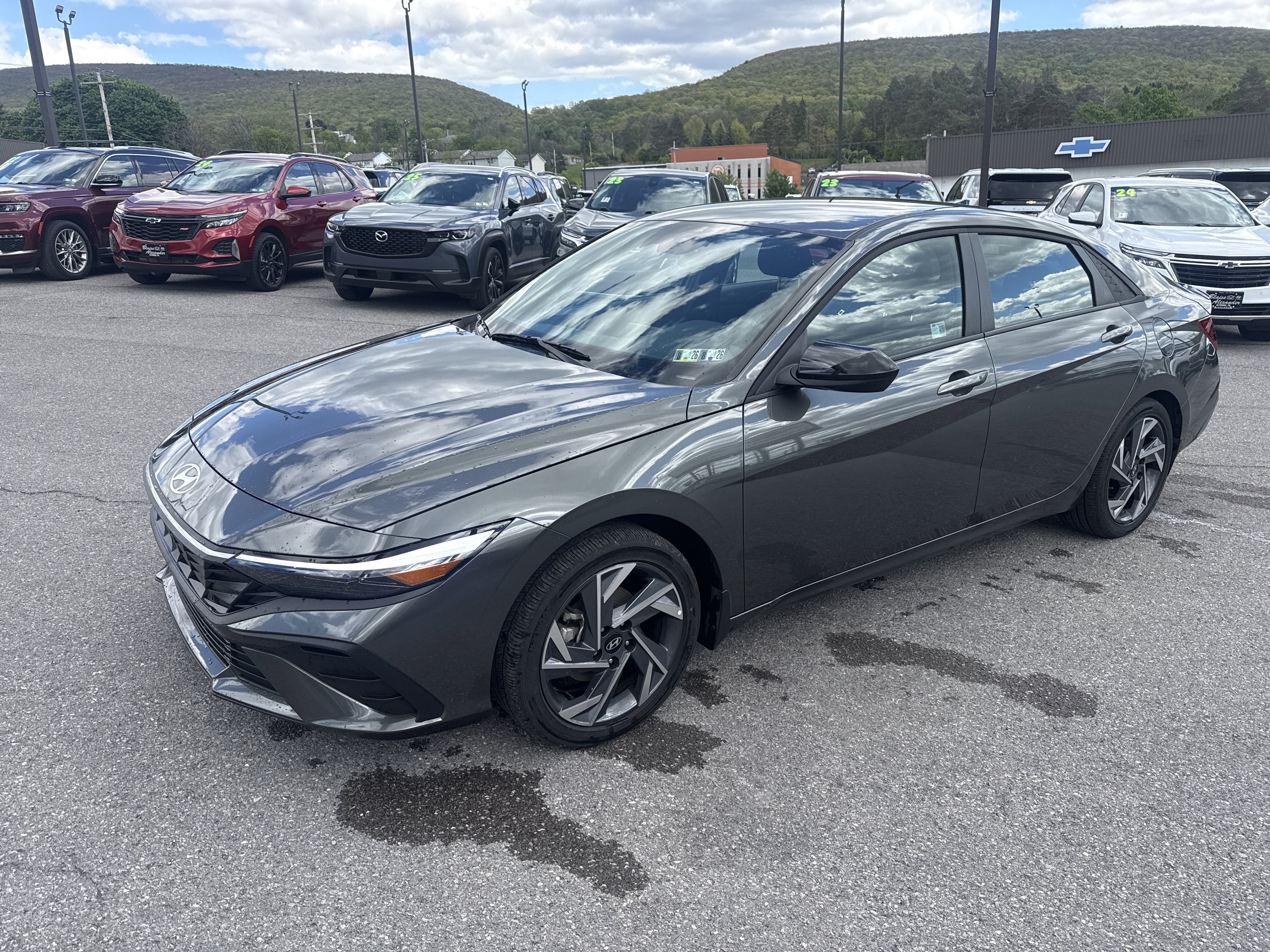 2025 Hyundai Elantra Hybrid SEL Sport