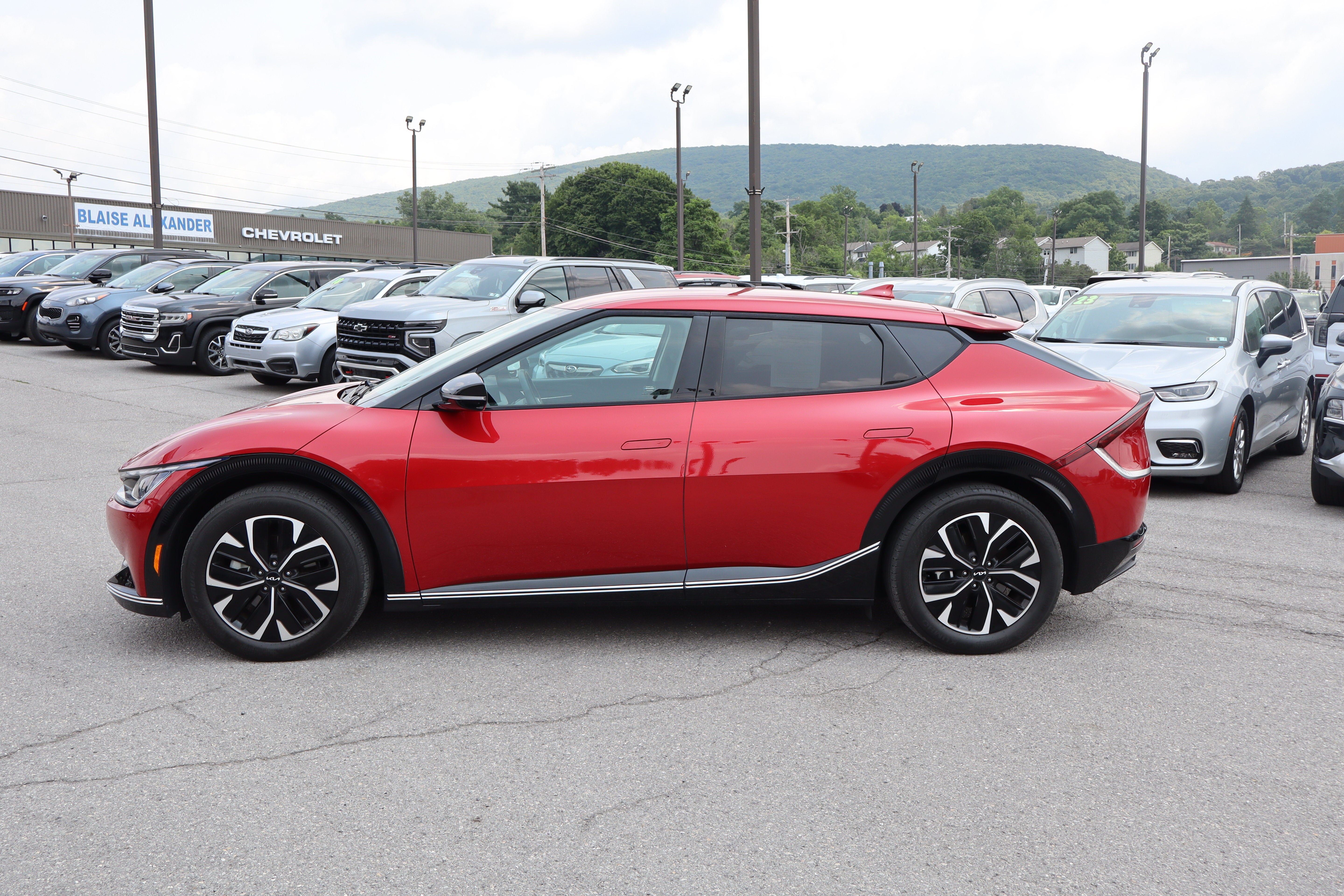 2022 Kia EV6 Wind