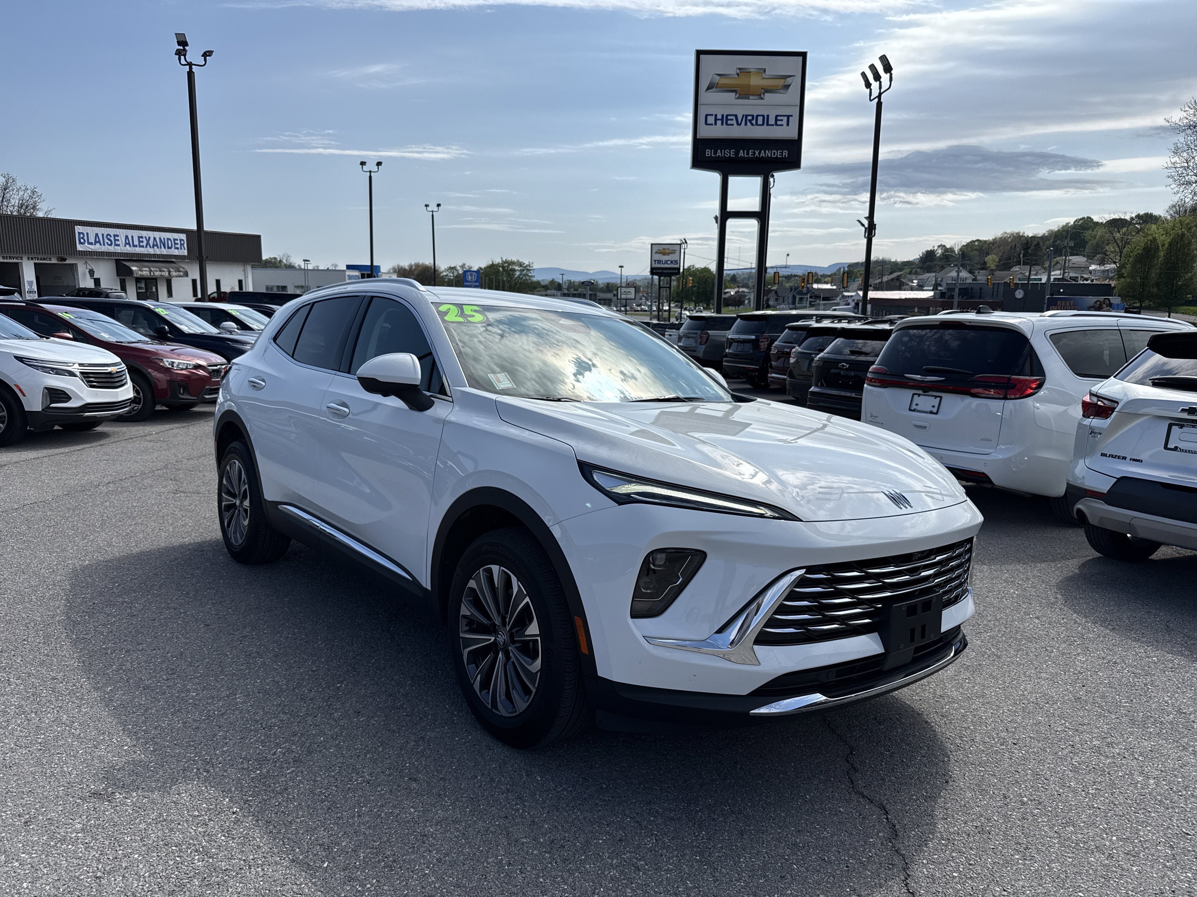 2025 Buick Envision Preferred