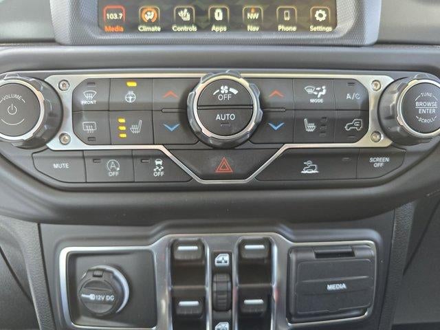 2022 Jeep Wrangler Unlimited High Tide 4x4