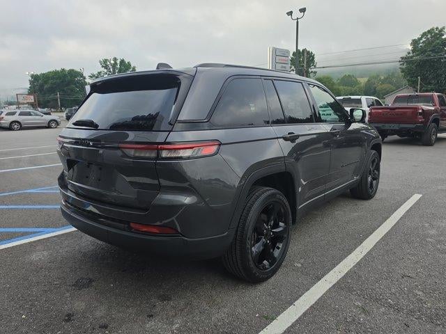 2022 Jeep Grand Cherokee Altitude 4x4