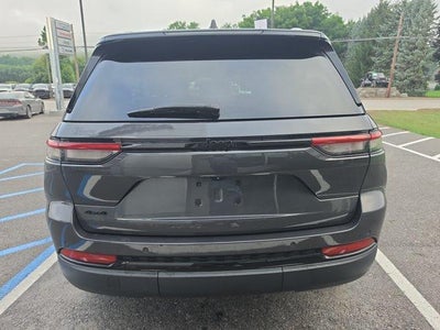 2022 Jeep Grand Cherokee Altitude 4x4