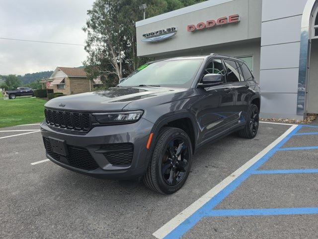 2022 Jeep Grand Cherokee Altitude 4x4