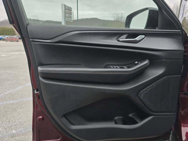 2025 Jeep Grand Cherokee Altitude 4x4