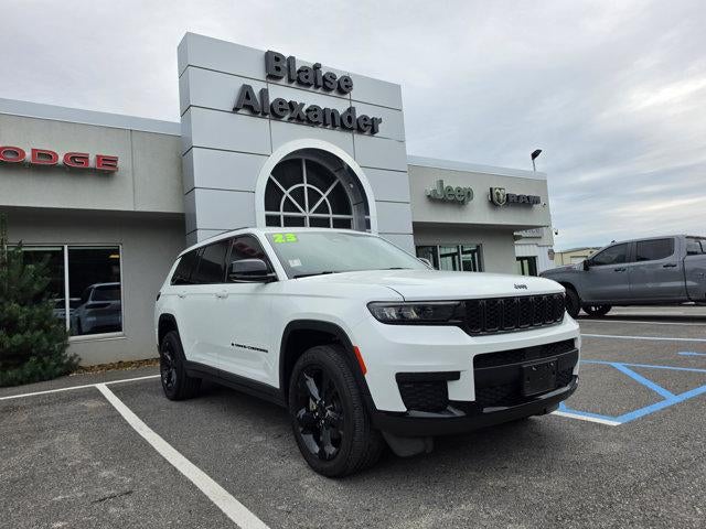 2023 Jeep Grand Cherokee L Altitude 4x4