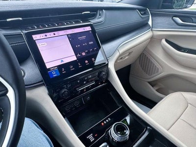 2025 Jeep Grand Cherokee L Limited 4x4