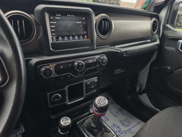 2022 Jeep Gladiator Willys Sport 4x4