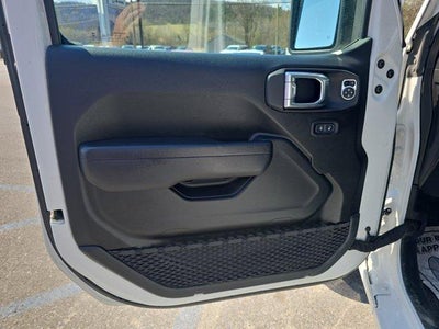 2022 Jeep Gladiator Sport S 4x4