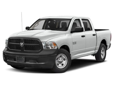 2019 RAM 1500 Classic Express 4x4 Crew Cab 5'7" Box