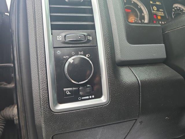 2019 RAM 1500 Classic SLT 4x4 Crew Cab 6'4" Box