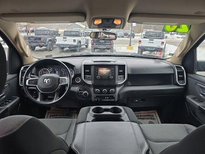 2020 RAM 1500 Big Horn 4x4 Crew Cab 5'7" Box