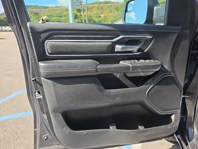 2022 RAM 1500 Big Horn 4x4 Crew Cab 5'7" Box