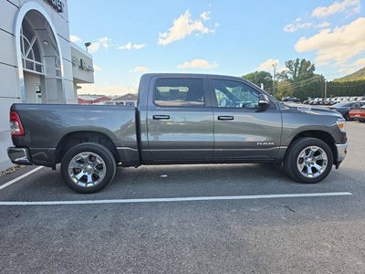 2022 RAM 1500 Big Horn 4x4 Crew Cab 5'7" Box
