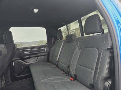 2020 RAM 1500 Big Horn 4x4 Crew Cab 5'7" Box