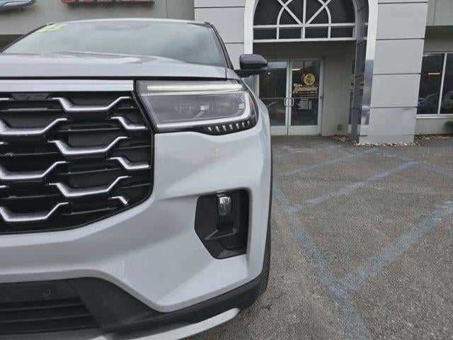 2025 Ford Explorer Platinum 4WD