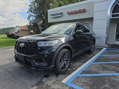 2025 Ford Explorer ST-Line 4WD