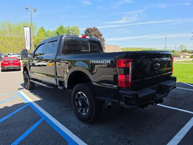 2024 Ford Super Duty F-250 SRW LARIAT 4WD Crew Cab 6.75' Box