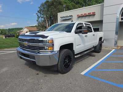 2017 Chevrolet Silverado 2500 HD Crew Cab Standard Box 4-Wheel Drive Work Truck