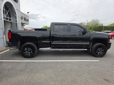 2015 Chevrolet Silverado 2500HD Built After Aug 14 Crew Cab Standard Box 4-Wheel Drive High Country