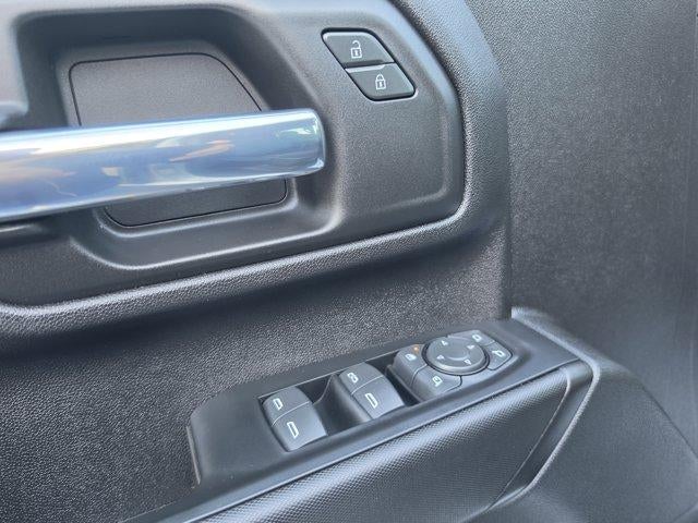 2022 Chevrolet Silverado 2500 HD Crew Cab Standard Box 4-Wheel Drive Custom