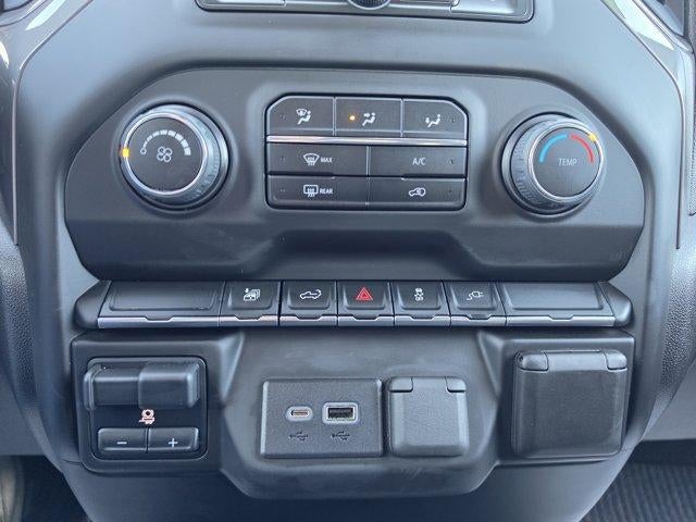 2022 Chevrolet Silverado 2500 HD Crew Cab Standard Box 4-Wheel Drive Custom