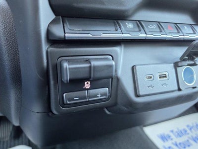 2022 Chevrolet Silverado 2500 HD Crew Cab Standard Box 4-Wheel Drive Custom