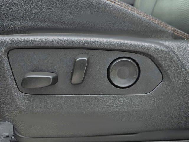 2025 GMC Sierra 2500 HD Crew Cab Standard Box 4-Wheel Drive AT4