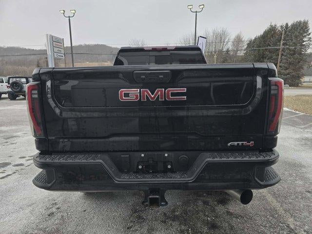 2025 GMC Sierra 2500 HD Crew Cab Standard Box 4-Wheel Drive AT4