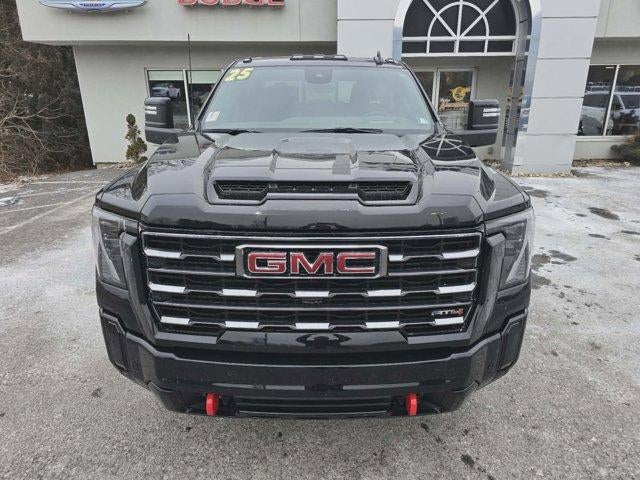 2025 GMC Sierra 2500 HD Crew Cab Standard Box 4-Wheel Drive AT4