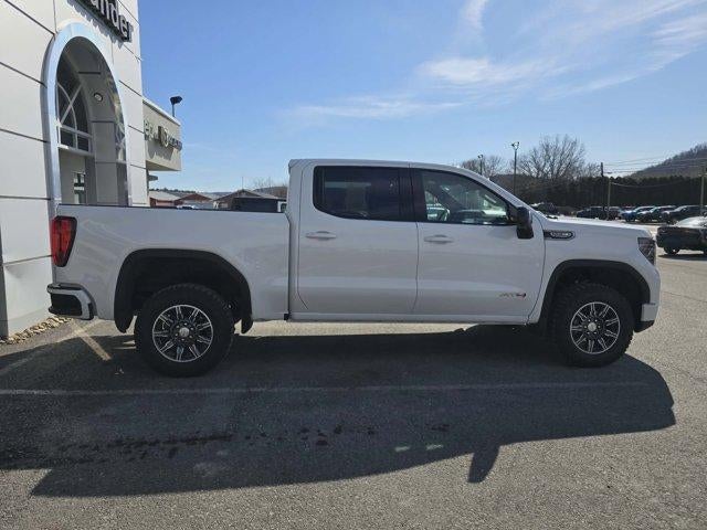2025 GMC Sierra 1500 Crew Cab Short Box 4-Wheel Drive AT4