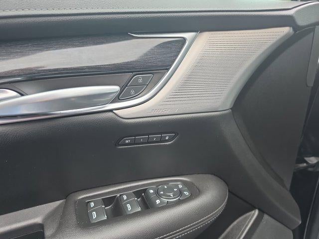 2022 Cadillac XT5 AWD 4dr Premium Luxury