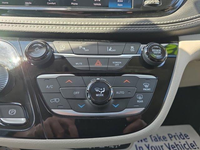 2022 Chrysler Pacifica Touring L AWD