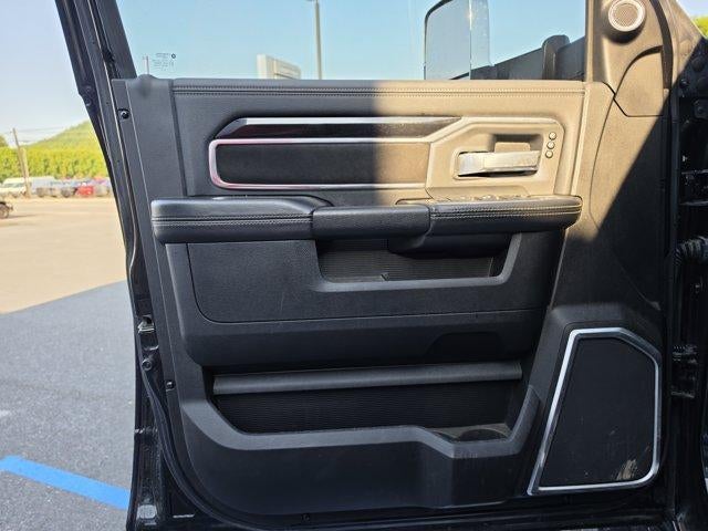 2022 RAM 3500 Laramie 4x4 Crew Cab 6'4" Box