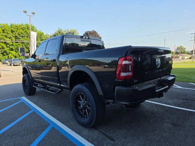 2022 RAM 3500 Laramie 4x4 Crew Cab 6'4" Box
