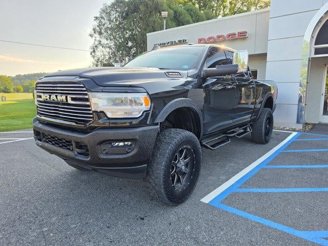 2022 RAM 3500 Laramie 4x4 Crew Cab 6'4" Box