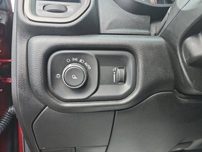 2022 RAM 3500 Tradesman 4x4 Crew Cab 8' Box