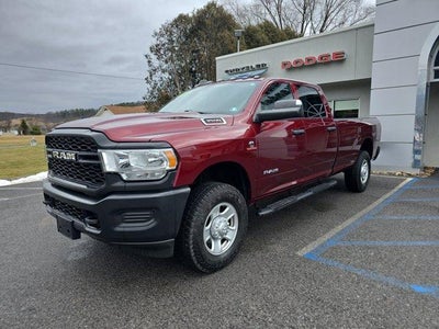 2022 RAM 3500 Tradesman 4x4 Crew Cab 8' Box