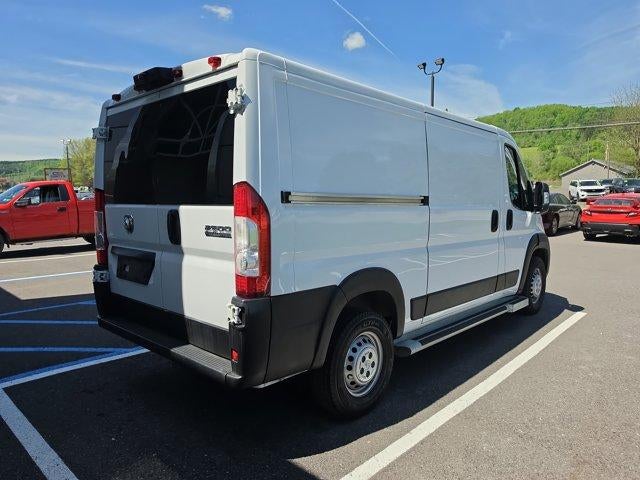 2025 RAM ProMaster Cargo Van Tradesman 2500 Low Roof 136" WB w/Pass Seat