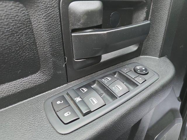 2020 RAM 2500 Tradesman 4x4 Crew Cab 6'4" Box