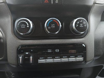 2020 RAM 2500 Tradesman 4x4 Crew Cab 6'4" Box