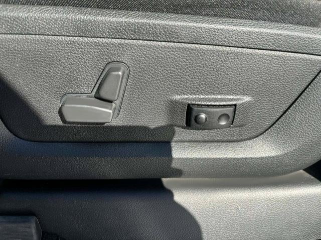 2022 RAM 2500 Laramie 4x4 Crew Cab 6'4" Box