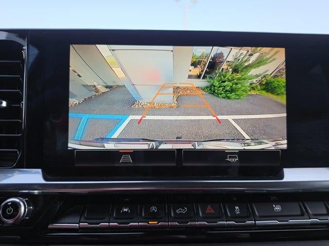 2024 GMC Sierra 1500 Crew Cab Short Box 4-Wheel Drive SLT
