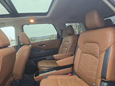 2023 Nissan Pathfinder Platinum 4WD
